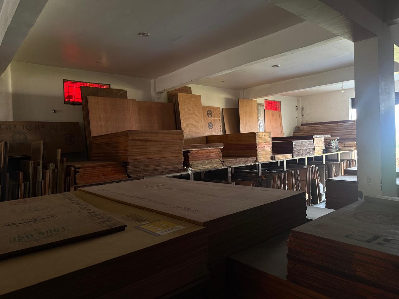 Premium KGP plywood and branded stock view